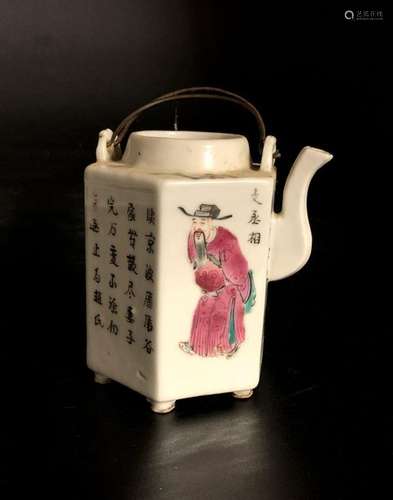 CHINA Porcelain teapot of hexagonal section with p…