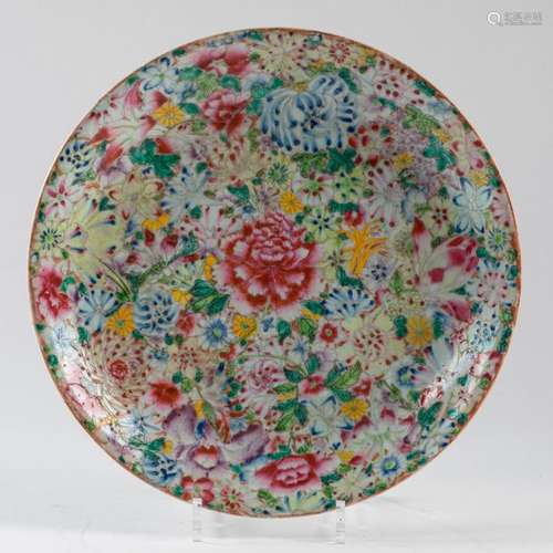 CHINA Circular porcelain dish with polychrome deco…