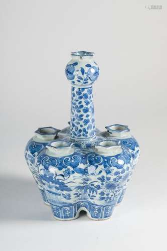 CHINA Porcelain TULIPPLACE with blue white rinceau…