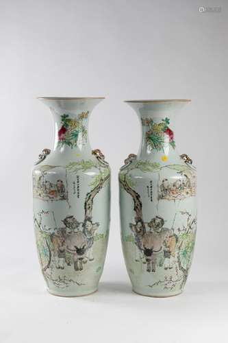 CHINA Pair of porcelain VASES with polychrome deco…