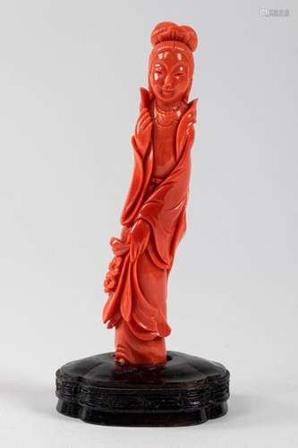 CHINA Elegant standing, carved coral branch. H. 13…