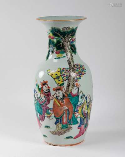 CHINA Porcelain vase with polychrome decoration of…