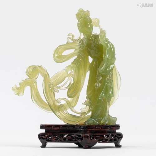 CHINA Elegant carved serpentine. 18 x 17 cm.