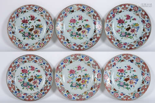 set of six 18th Cent. Chinese plates in porcelain with 'Famille Rose' decor with a [...]