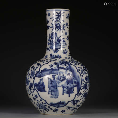 A Porcelain Blue&White Figure Bottle Vase With Mark