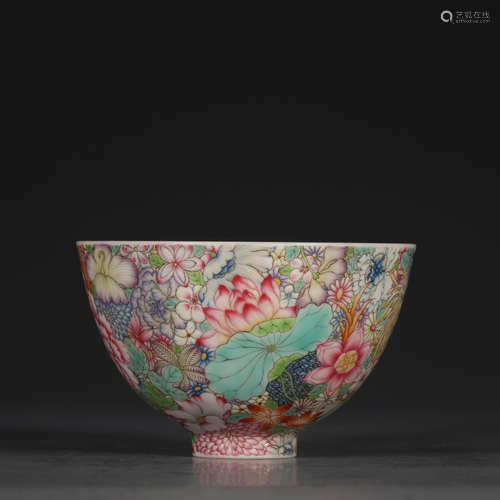 A Porcelain Enameled Cup With Mark