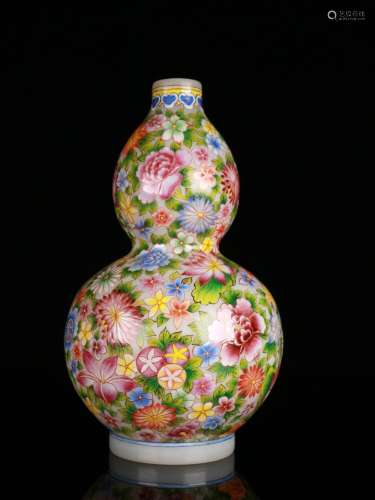 A Glassware Gourd Vase