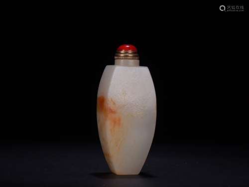 A Hetian Jade Snuff Bottle