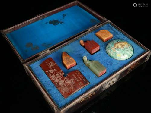 Set Of Tianhuang Stone Seals With Box