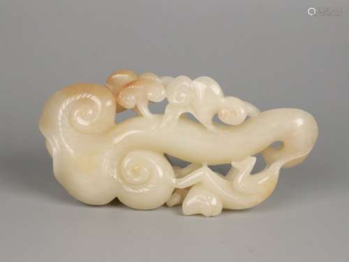 A Hetian Jade Ganoderma Ornament