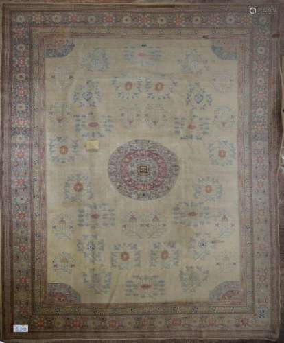 Grande carpette Agra (?) en laine faite main à déc…