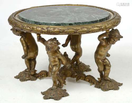 Table basse ovale de style Louis XVI en bronze dor…