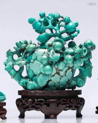 CHINE XXème siècle. Vase couvert en turquoise en f…