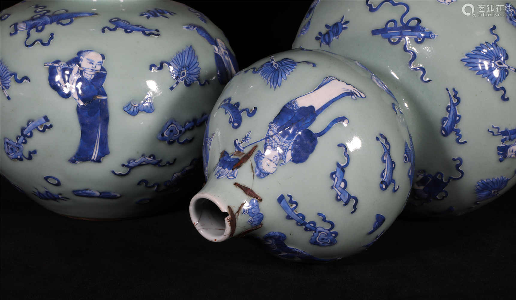 underglaze blue vases qing style清代中秋豆青加白八仙人物葫芦瓶一