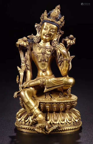 A GILT BRONZE CASTED ZIZAI GUANYIN BUDDHA SHAPE STATUE