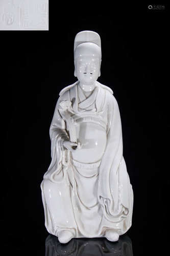 A DEHUA YAO GLAZE BUDDHA SHAPE STATUE