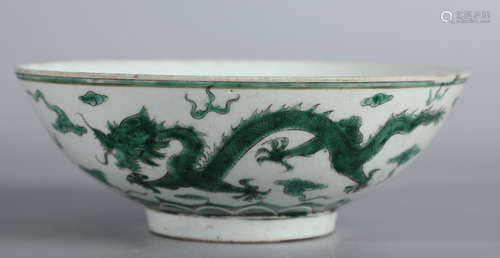 A GREEN GLAZE DRAGON PATTERN BOWL