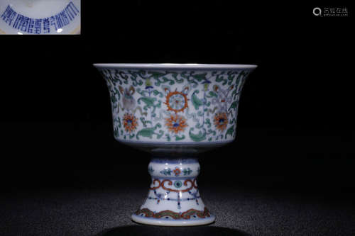 A BLUE&WHITE GLAZE LOTUS PATTERN HIGH STEM CUP