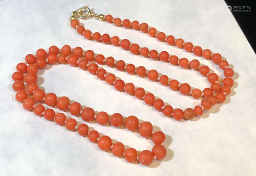 A RED CORAL WITH SILVER&GOLD CARVED NECKLACE