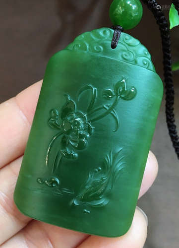 A HETIAN JASPER CARVED AUSPICIOUS PATTERN TABLET