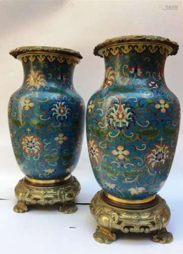 PAIR OF BRONZE VASES AND ENCLOSURES China, 20th ce…