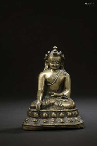 TIBET XIVe/XVe siècle Statuette en bronze de Sakya…