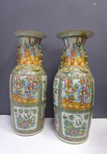 PAIR OF VASES SAID OF PHENIX TEETHER IN CANTON POR…