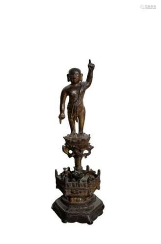 CHINA XVIIIth century BOUDDHA CHILD on a floral ar…