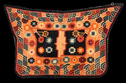 ORIGINAL TAPIS DE SELLE, TIBET, début XXe siècle. …