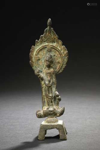 CHINE Époque TANG (618 907) Statuette en bronze de…