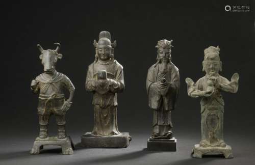 CHINE Époque MING (1368 1644) Ensemble comprenant …