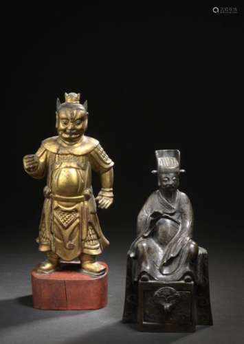 CHINE XVIIIe/XIXe siècle Deux statuettes, l'une en…