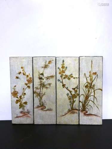 X] SET OF FOUR (4) SMALL PANELS IN LAQUE WITH Egg …