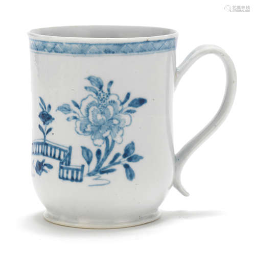 A Worcester mug, circa 1756-58