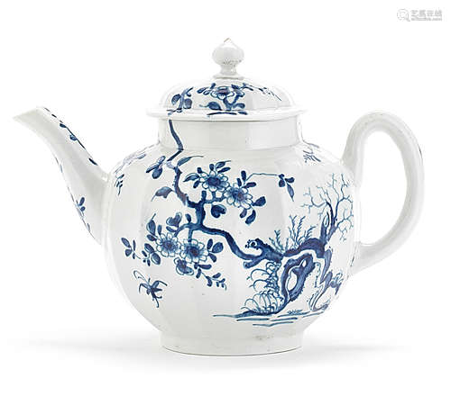 A Worcester teapot and cover, circa 1757-60