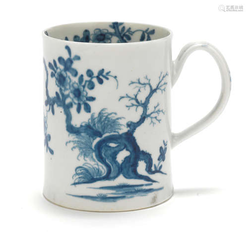 A Worcester mug, circa 1758-60