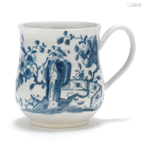 A Worcester mug, circa 1756-58