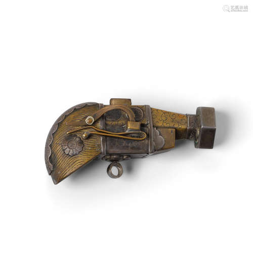 A miniature model of a portuguese hand gun Edo Period (1615-1868), 19th century