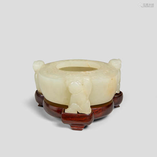 A white jade water coupe Qing dynasty, 19th century