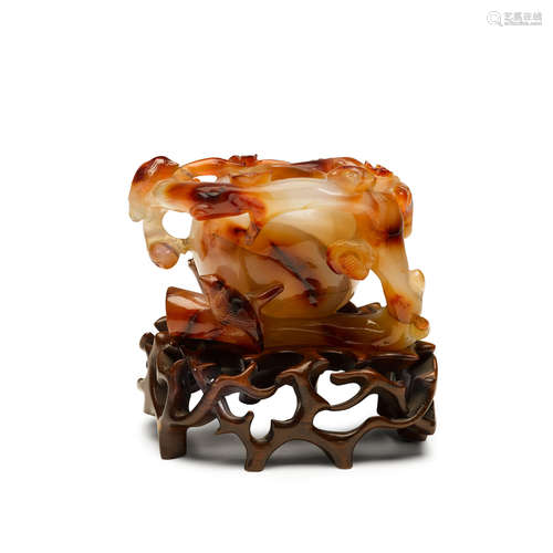 A carved agate brushwasher Late Qing/Republic period