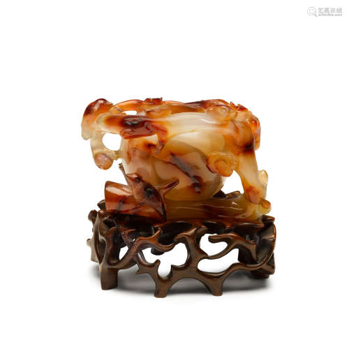 A carved agate brushwasher Late Qing/Republic period