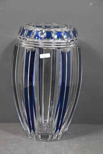 Vase ADL 19 Bis en cristal du Val St Lambert illus…