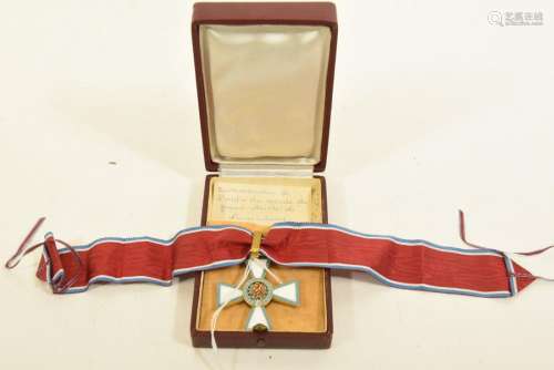Médaille commandeur de l'ordre du mérite, Grand Du…