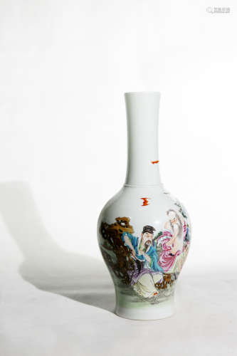 Chinese Yongzheng Period Porcelain Bottle With Pattern Of Figures'S Story