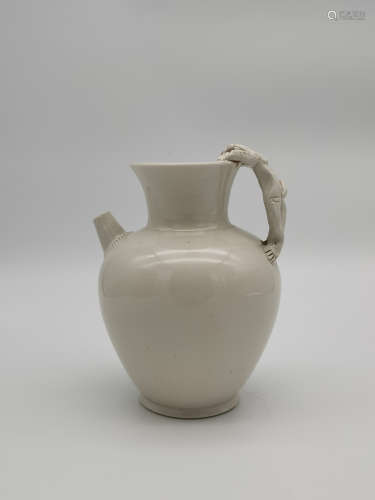 Chinese Ding Kiln Porcelain Holding Pot