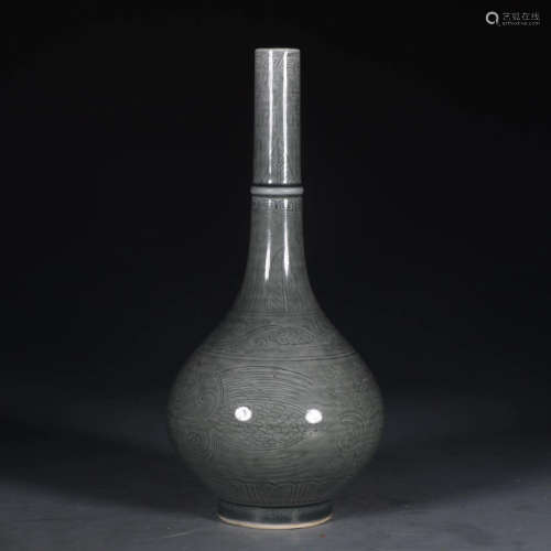 Chinese Daming Chenghua Period Grey Glazed Engraved Porcelain Bottle With Pattern Of Phoenix