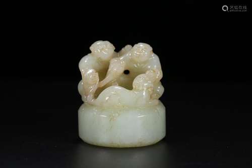 A Hetian Jade Figure Ornament