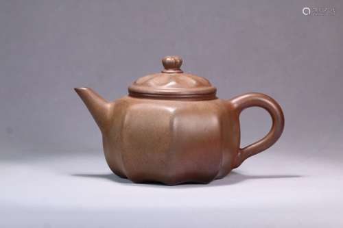 A Zisha Teapot, Gujingzhou Mark