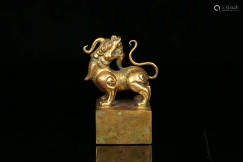 A Bronze Gilding Beast Seal