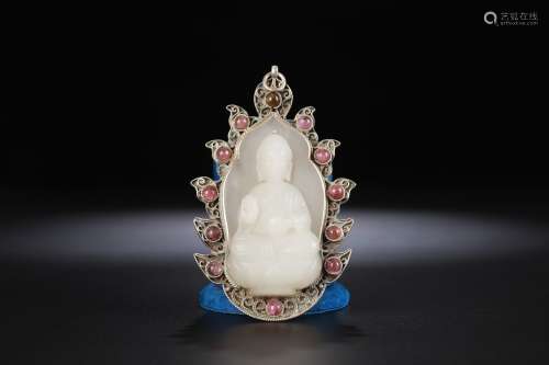 A Hetian Jade Gautama Buddha Pendant